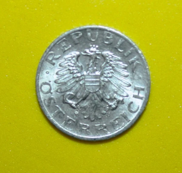 S10 - Austria 5 Groschen 1982 Choice Uncirculated Coin - Imperial Eagle