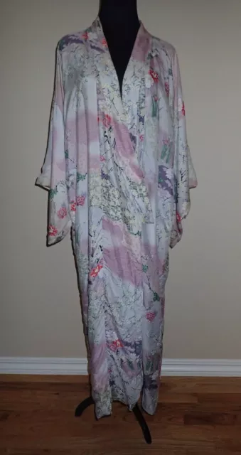 60s 70s VTG Japanese Silk Kimono Gorgeous Pastel Floral Scenes Lined One Size