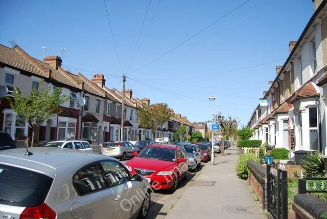 Photo 6x4 Coniston Rd Croydon/TQ3365  c2011