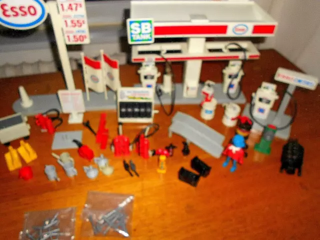 PLAYMOBIL STATION ESSO 3434 3439 LOT pièces détachées et accessoires