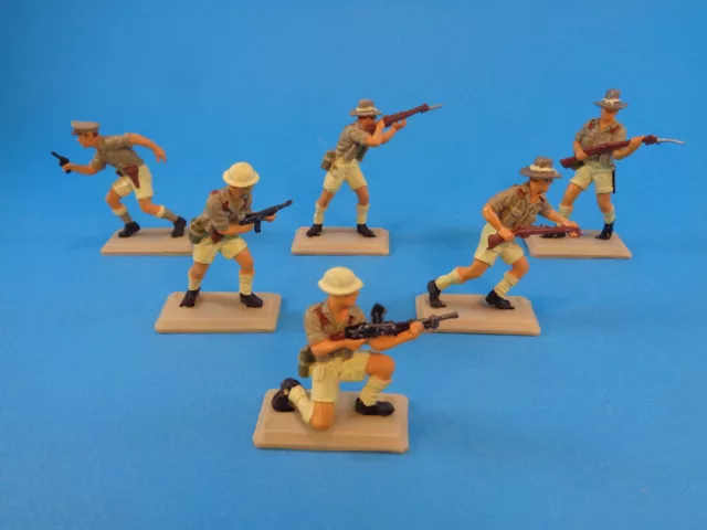 Britains Dsg * Wwii British Scorpions Troops * Desert Uniforms * Toy Soldiers