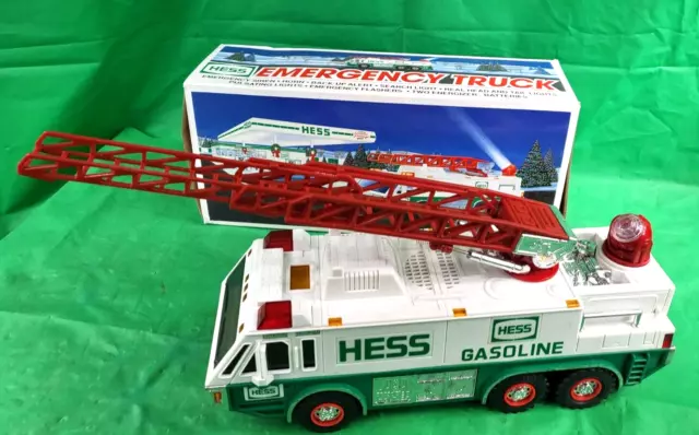 1996 Hess Gasoline Toy Emergency Truck   Lights  & Sound Tested  B