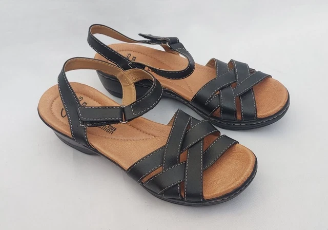 CLARKS SILVER White Sandcastle Ice Low Heel Cushion Sandals 3.5D