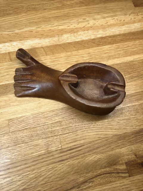 Vintage Folk Art Wooden Wood Bare Foot Ashtray With Big Toe Up