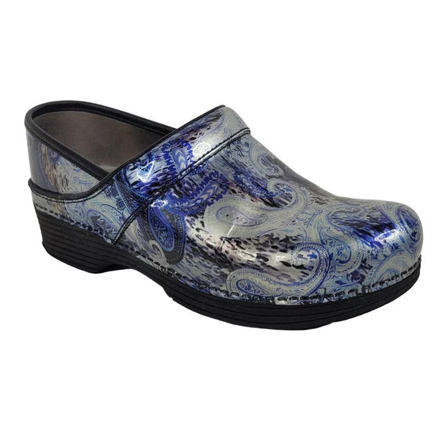 Dansko LT Slip on Clogs Womens Size 40 Blue Silver Paisley Floral Patent Leather