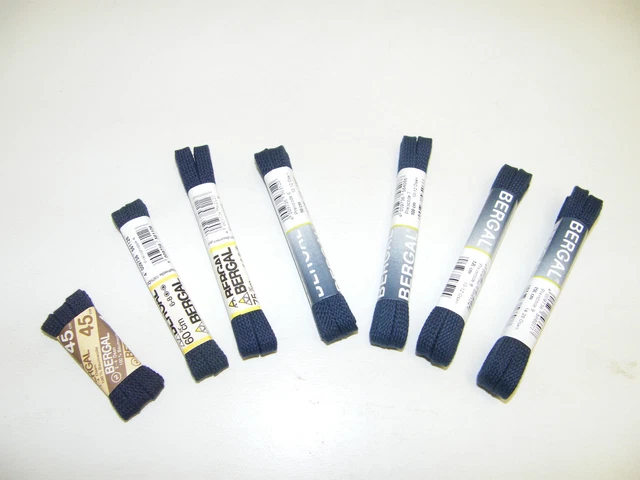 lacet bleu marine plat