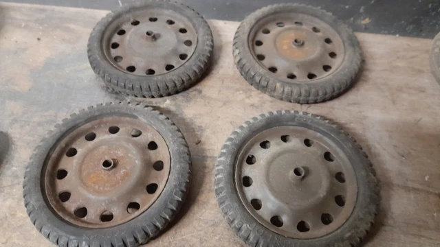4 Roues Pour Voitures À Pédales Ancienne