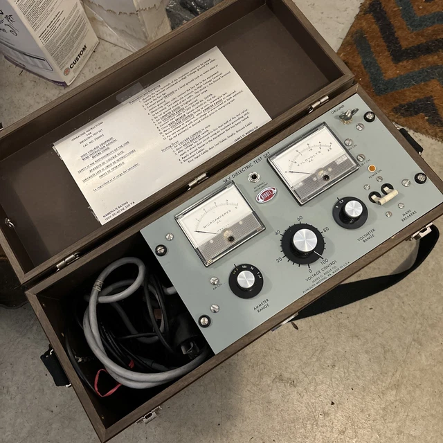 BIDDLE-MEGGER AVO CAT: 220005 5 kV DC 5 mA Dielectric Strength Test Set ...