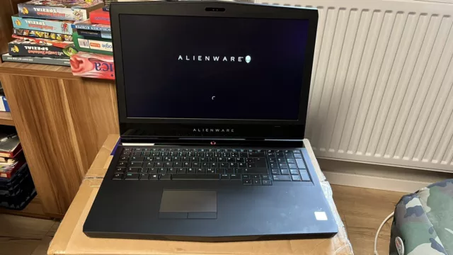 Dell Alienware R4 17 Zoll  GTX 1060 6 GB Gaming Laptop