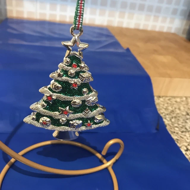 newbridge silverware christmas decorations. (lot14)
