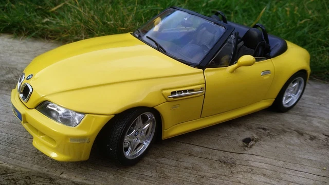 Auto A Escala 1/18 Bmw Z3 M Roadster Bburago