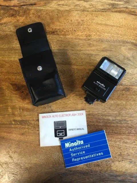 Used Minolta Auto Electroflash 200X SLR Flash w/ Manual - UNTESTED / PARTS ONLY