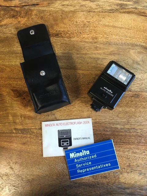 Used Minolta Auto Electroflash 200X SLR Flash w/ Manual - UNTESTED / PARTS ONLY