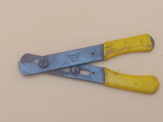 Stanley Hand Tools 84-213 Wire Stripper..used..good condition................DR1