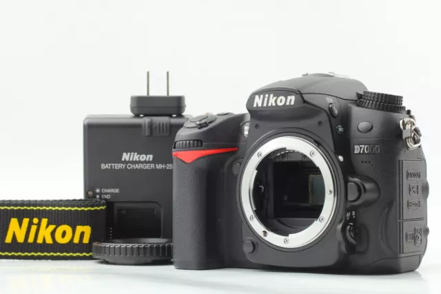 Almost MINT Nikon D7000 16.2 MP Digital SLR Camera Body + Strap From JAPAN