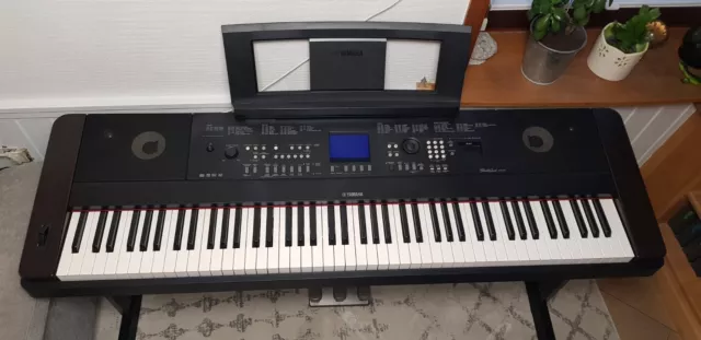 Yamaha DGX-650 Portables Klavier, Piano, Synthesizer