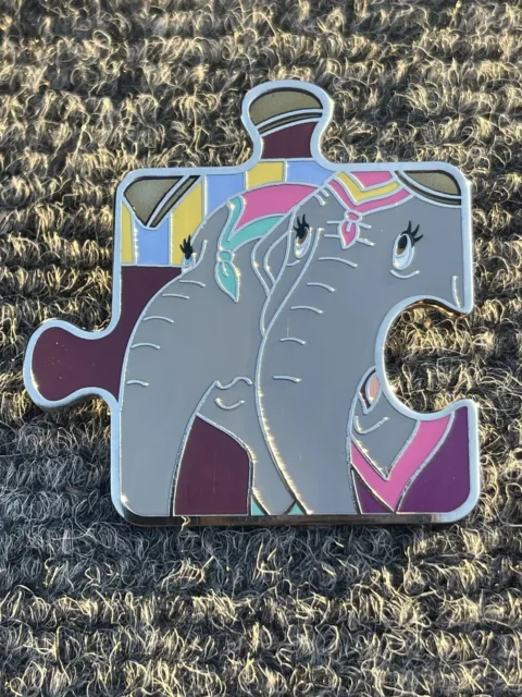 Disney Pin Character Connection Puzzle Piece Dumbo Circus Elephants Le 550