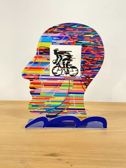 Pop art Metal Head "Head Cyclist" escultura de DAVID GERSTEIN