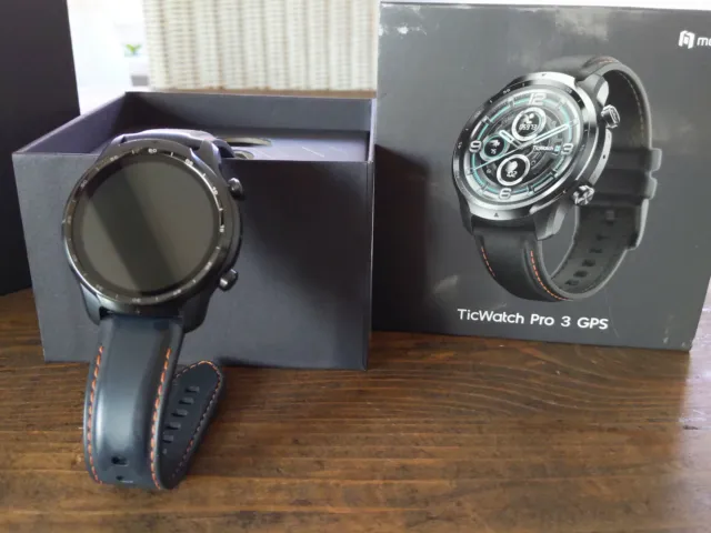 Mobvoi TicWatch Pro 3 GPS Smartwatch 47mm Edelstahlgehäuse mit Silikonarmband 