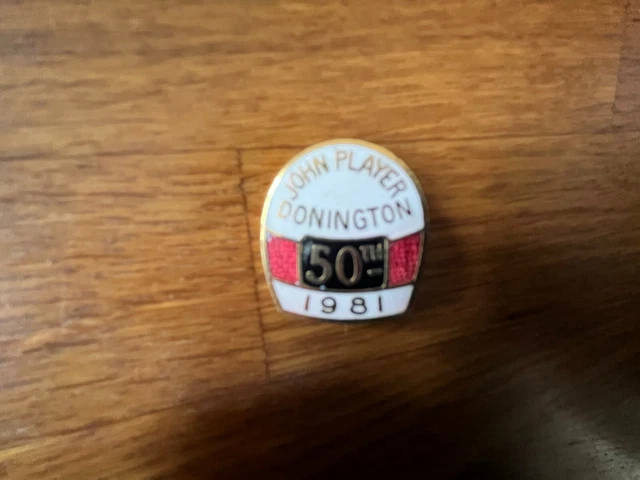 Pin's Anniversaire Donington Park - 50 Ans 1931-1981 - Circuit Moto - Angleterre