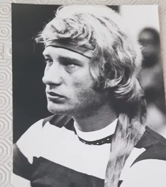 lot de 2 photos + 1 noire et blanc couleurs johnny hallyday