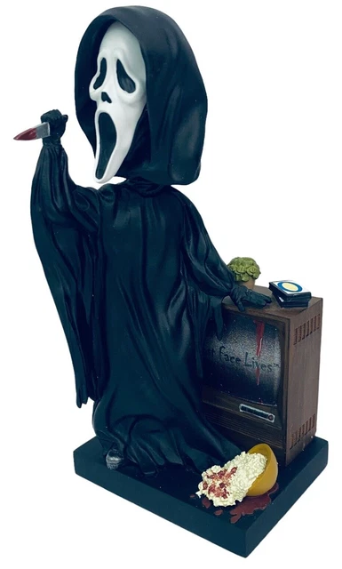Royal Bobbles SCREAM GHOST FACE BOBBLEHEAD HOT TOPIC EXCLUSIVE Halloween 2021 8