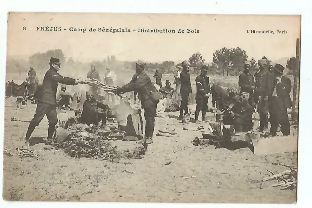 Militaire  Frejus  Camp De Senegalais  Distribution De Bois