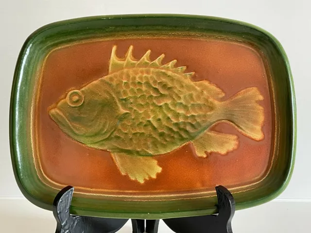 superbe Plat  Saint Clément en céramique Décor POISSON vintage An 50's 60's