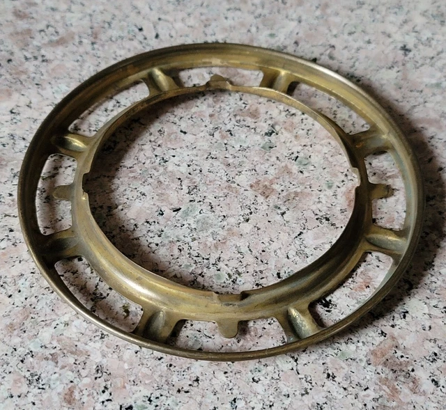 VINTAGE ANTIQUE 4& Center Draft GWTW Oil Kerosene Lamp Shade Holder