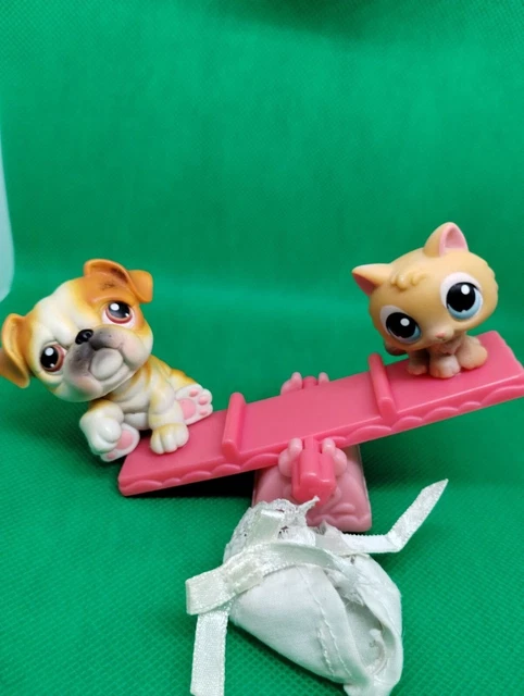 LPS #46 & 47 Bulldog w/brown eyes and Kitten orange w/blue eyes with accessories LPS #46 & 47 Bulldog w/brown eyes and Kitten orange w/blue eyes with accessories