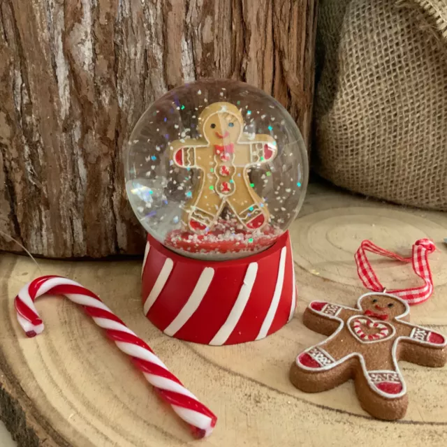 9cm Tall Gingerbread Man Christmas Snow Globe Gisela Graham Fun