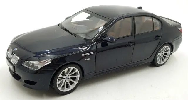 KYOSHO Facelift E60 BMW 550-i 5-Series Modellauto 1:18