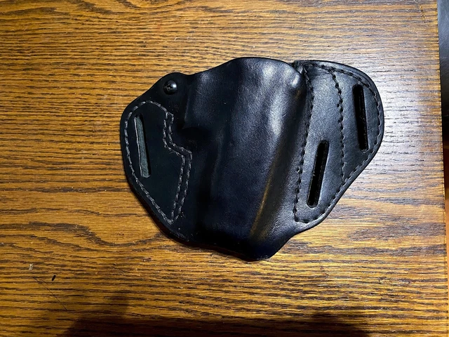 Sig Sauer P365 - RH Black Leather Holster R/OWB Adjustable