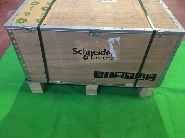 Schneider-Electric Atv71Hd45N4 / Atv71Hd45N4 806953 Altivar71 Sealed