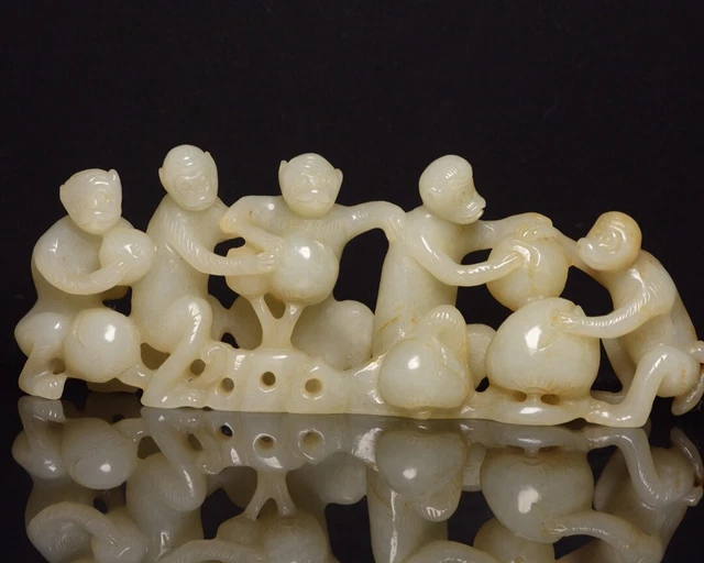Chinese Exquisite Handmade Monkey Carving Hetian Jade Statue