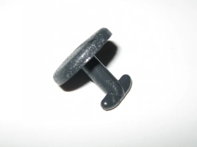 thumbnail image 2 of Genuine Mercedes-Benz Engine Cover Trim Twist Lock Fixing Screw A0009981995 New 2 of 5