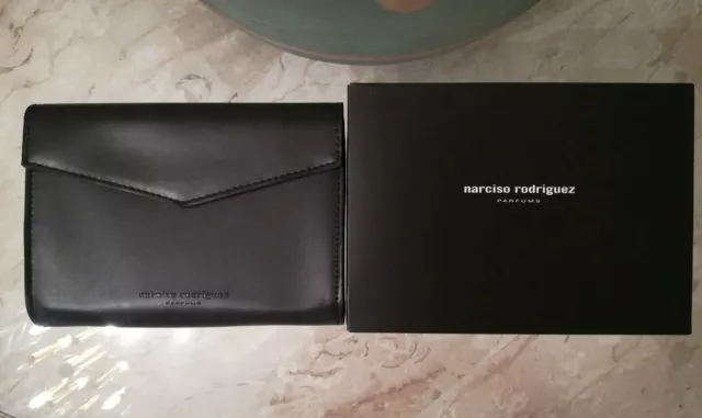 Pochette Narciso Rodriguez... Introvabile...