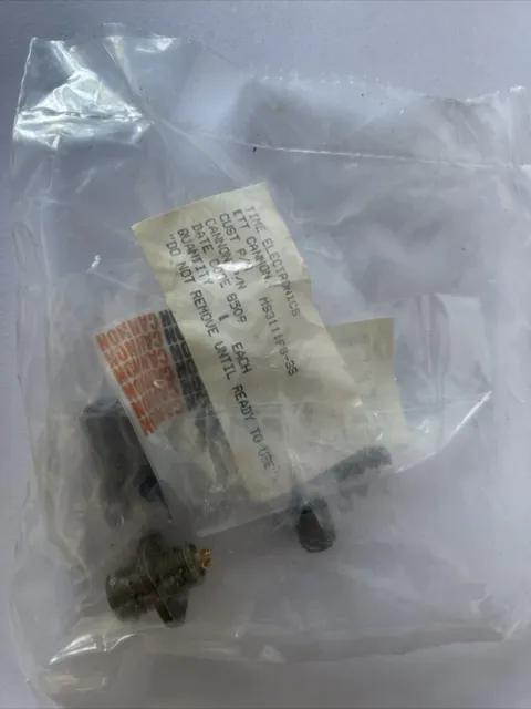 Military Connector NOS MILSPEC MS3111F-8-3S with GOLD pins