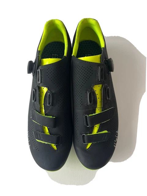 FIZIK R4 road cycling SHOES