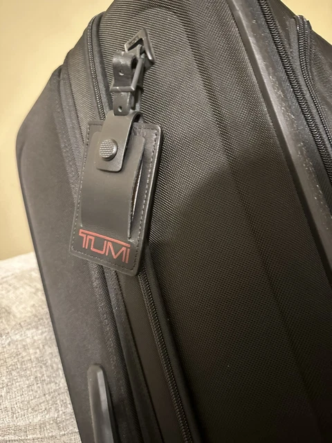 Tumi Alpha 3 Extended Trip Expandable 4 Wheel Travel Suitcase - Black 1171681041 3