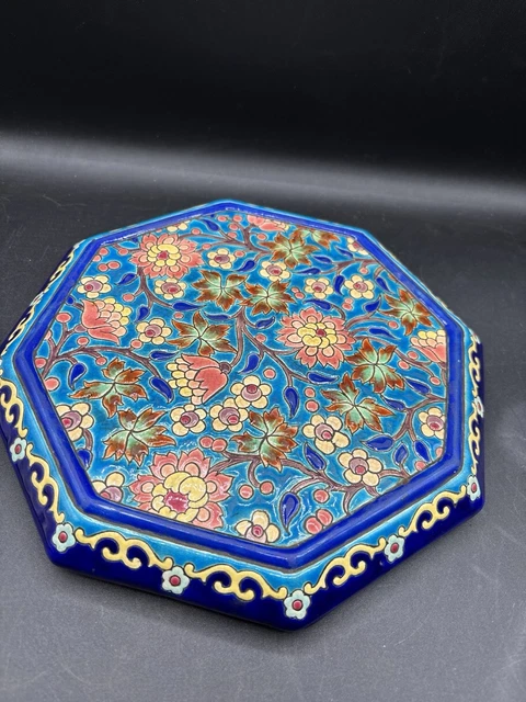 PAIRE D ANCIENS Dessous De Bouteille Emaux De Longwy A Decor De Fleurs