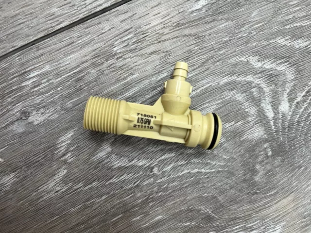 Single Barb Injector with PC2 x3/8" NPT 0.75 gpm 718051 / 211110 Yellow