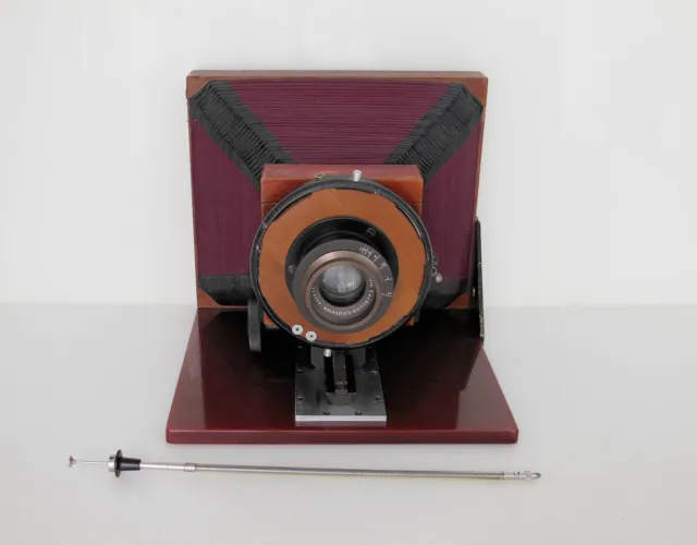 Plattenkamera 13 x 18, Holzkamera, Leukar-Doppel-Anastigmat 1;6,8, F=19 cm
