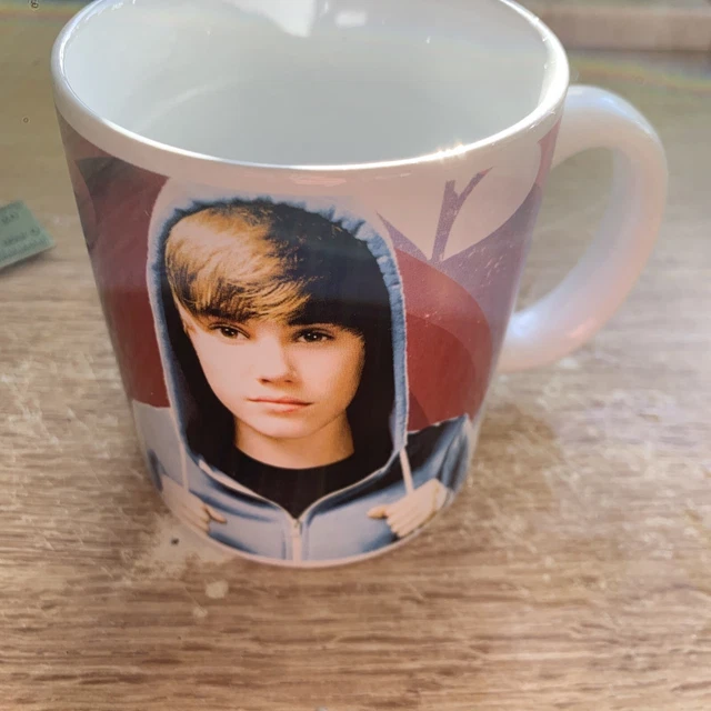 TAZA JUSTIN BIEBER usada