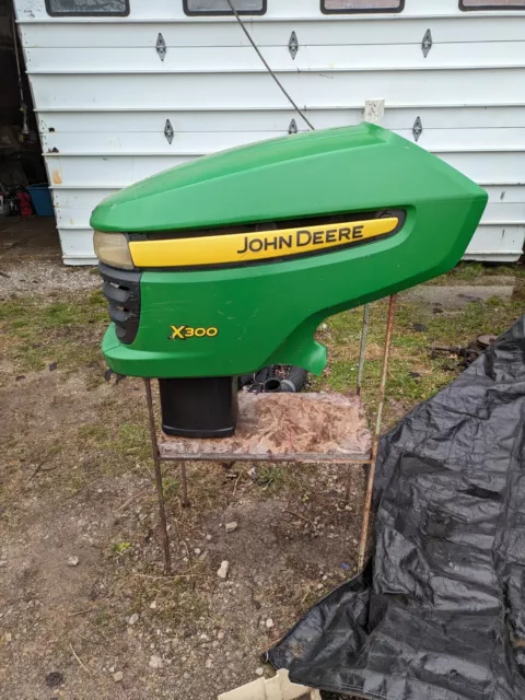 John Deere X300 X304 X310 X320 X340 X360 X500 X530 Lawn Mower Hood No Shipping