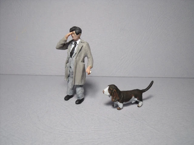 FIGURINE PEINTE Columbo Peter Falk 1/43 Set 349 Vroom Pour Peugeot 403 FIGURINE PEINTE Columbo Peter Falk 1/43 Set 349 Vroom Pour Peugeot 403
