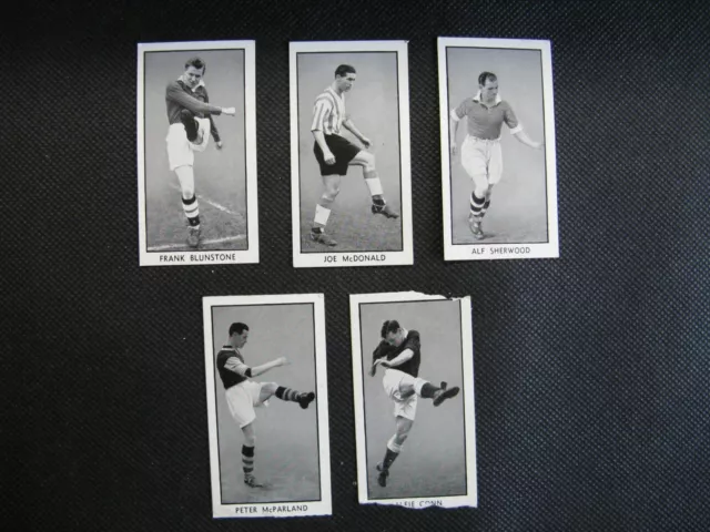 D. C. Thomson Cards X 5 - Famous Footballers - Presented With The Wizard - 1955