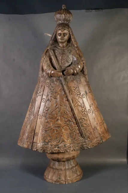 Virgen De Candelero Indo-Portuguesa. Madera tallada siglo XVIII- 80 Cm Alto