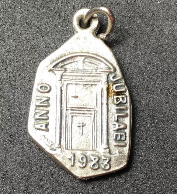 John Paul II  Anno Jubilaei 1983 Holy Door Alloy Metal Pendant Tag Rare Vintage