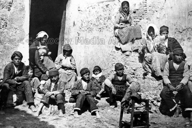 Eww-6 Group Of Sicilians, Taormina, Sicily, Italy C1890. Photo